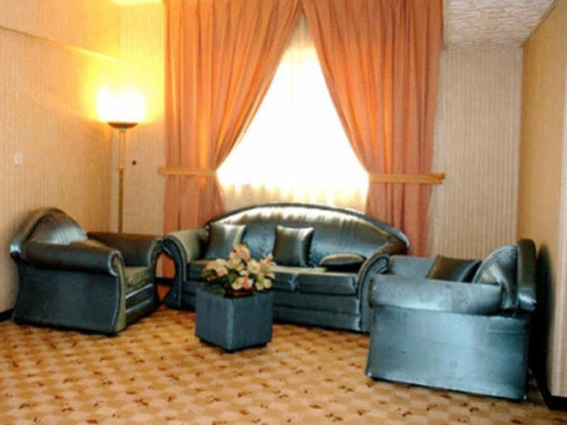 Rafee Hotel Dubai Exterior foto